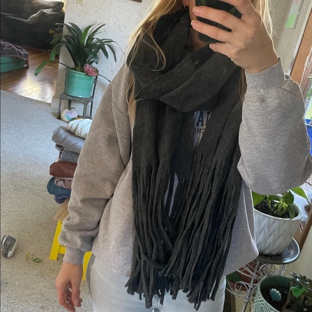 Boho Urban Gray Fringe Scarf